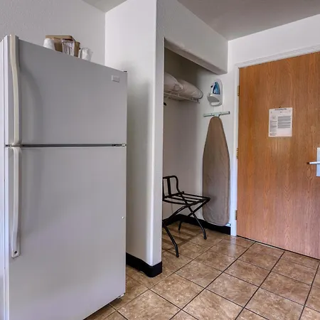 All Towne Suites Saint Robert Exterior photo